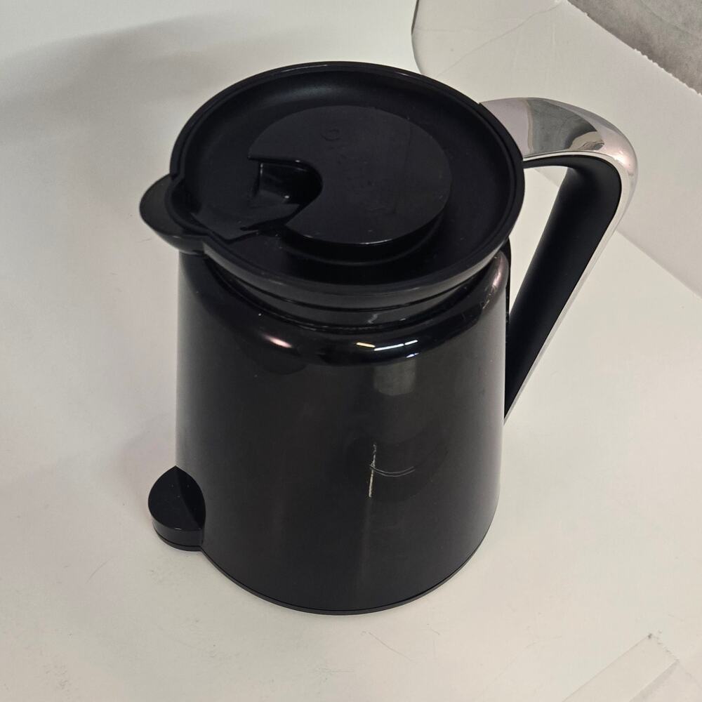 Keurig 2.0 K-cup Carafe Coffee Pitcher Insulated Brewing Pot Black 32 oz - Picture 3 of 8